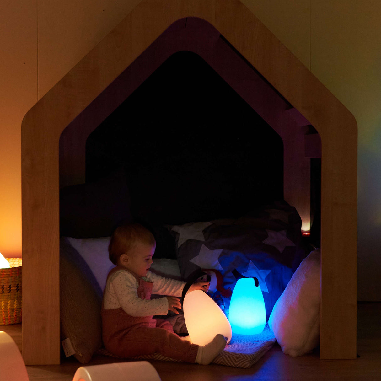 TTS helendavad laternad, 2 tk SS46614B